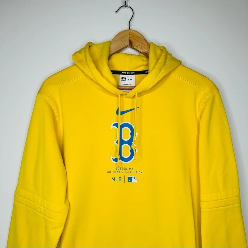 Boston Red Sox MLB Nike Authentic City Connect Therma Fit Hoodie Gold Small